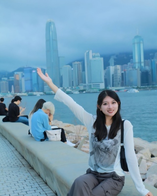 顾玮婧.jpg